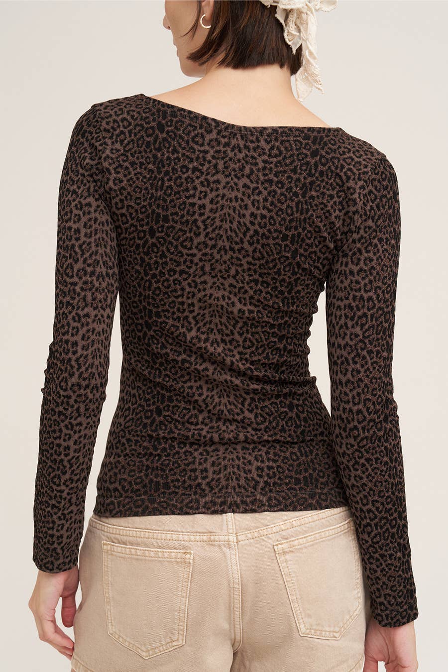 Leopard Scoop Neck Long Sleeve Top