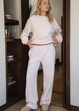 Load image into Gallery viewer, Lia Essential Lounge Fleece Wide Leg Sweat Pant