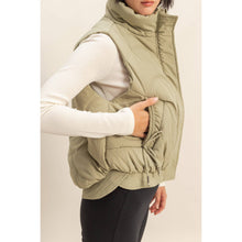 Load image into Gallery viewer, The Ridge High Quilted Puffer Vest (4 Colors)