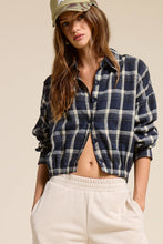 Load image into Gallery viewer, Dakota Plaid Button Up Shirt (2 Colors)