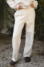 Load image into Gallery viewer, Lia Essential Lounge Fleece Wide Leg Sweat Pant