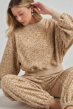 Load image into Gallery viewer, Wild Side Leopard Joggers