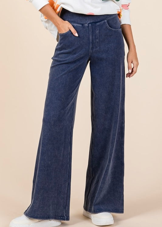 Roe Washed Denim Wide Leg Pant (2 Colors)
