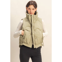 Load image into Gallery viewer, The Ridge High Quilted Puffer Vest (4 Colors)
