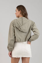 Load image into Gallery viewer, The Core Windbreaker Jacket(2 Colors)
