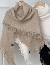Load image into Gallery viewer, The Fringe Affair Knit Shawl (5 Colors)
