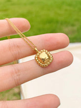 Load image into Gallery viewer, Orla Classic Petite Square Necklace
