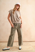 Load image into Gallery viewer, Carli Short Sleeve Sweater (2 Colors)
