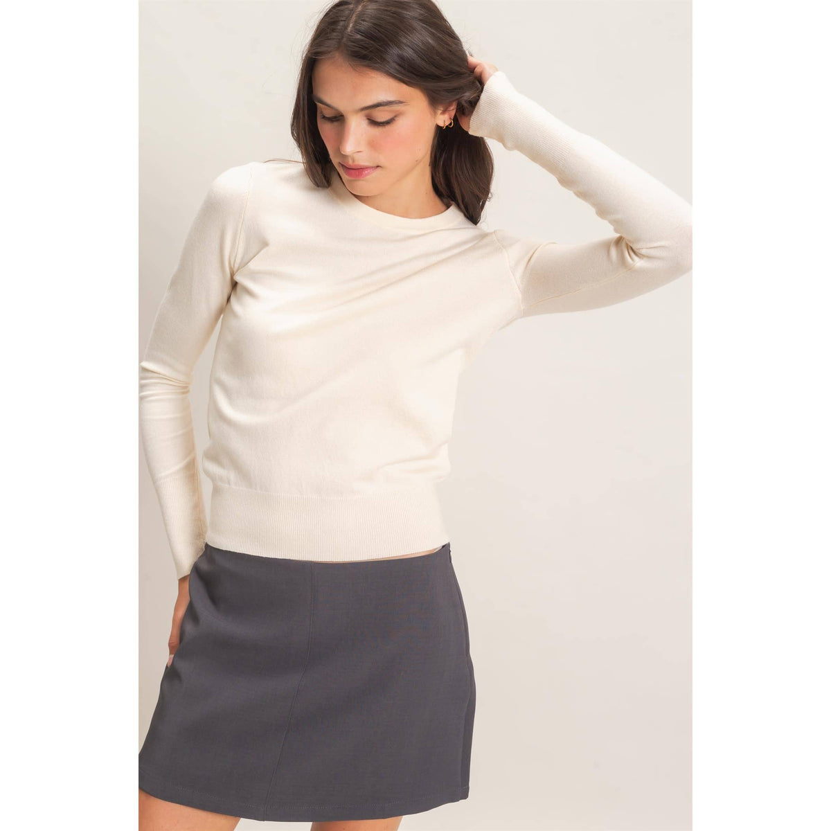 Crew Neck Sweater With Ribbed Hem (2 Colors)
