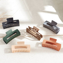 Load image into Gallery viewer, Large Matte Hair Claw - Black
