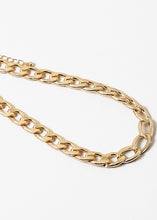 Load image into Gallery viewer, Chunky Gold Chain Necklace
