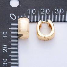 Load image into Gallery viewer, 18K Gold Filled 14mm Wide Hammered Huggie Earrings
