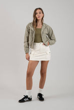 Load image into Gallery viewer, The Core Windbreaker Jacket(2 Colors)
