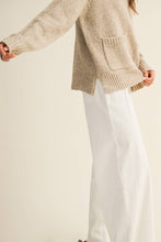 Load image into Gallery viewer, FRONT PATCH POCKET SWEATER TOP
