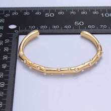 Load image into Gallery viewer, 24K Gold Filled Shell Pearl Dotted Cuff Bracelets
