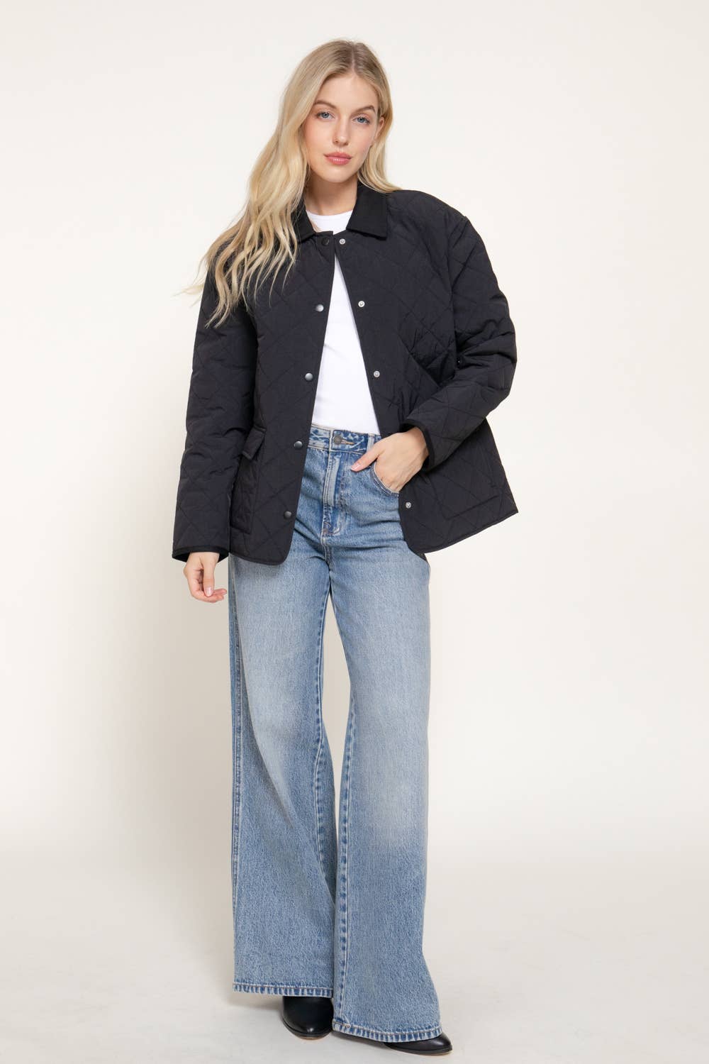 The Willa Quilted Barn Coat (2 Colors)
