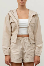 Load image into Gallery viewer, The Core Windbreaker Jacket(2 Colors)
