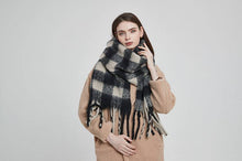 Load image into Gallery viewer, Plaid Tassel Scarf
