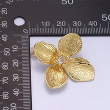 Load image into Gallery viewer, 14K Gold Filled Flower Stud Earrings
