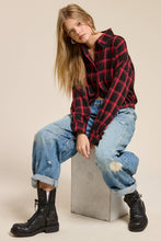 Load image into Gallery viewer, Dakota Plaid Button Up Shirt (2 Colors)
