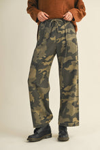 Load image into Gallery viewer, The Everly Camo Pant
