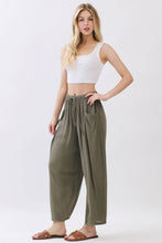 Load image into Gallery viewer, The Marlow Barrel Pant (3 Colors)
