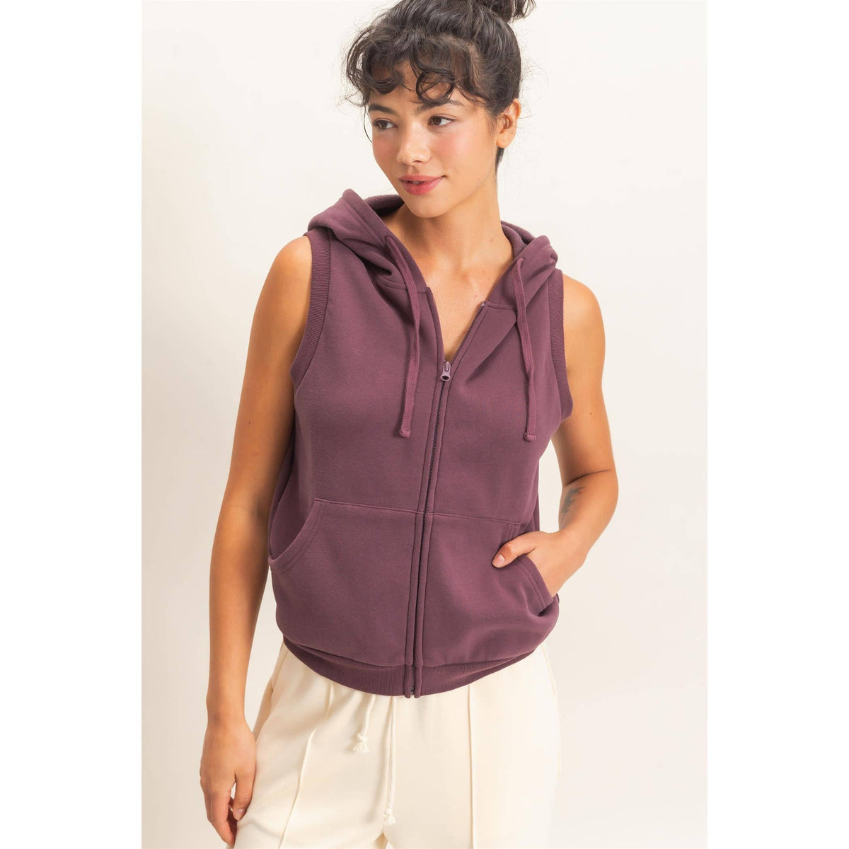 Sleeveless Zip Up Hoodie (2 Colors)