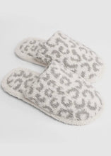 Load image into Gallery viewer, Leopard Print Fuzzy Slippers (3 Colors)
