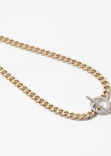 Load image into Gallery viewer, Chain  Toggle Necklace

