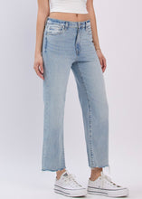 Load image into Gallery viewer, Lex High Rise Wide Leg Crop

