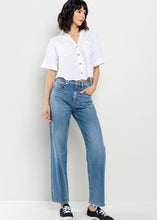 Load image into Gallery viewer, Jude High Rise Loose Boyfriend Jean
