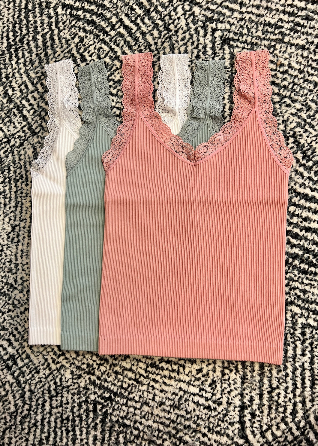 Bre Lace Ribbed Tank ( 3 Colors)
