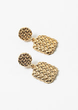 Load image into Gallery viewer, Basket Weave Earring
