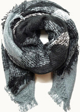 Load image into Gallery viewer, Beth Large Plaid Scarf (4 Colors)
