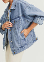 Load image into Gallery viewer, Molly Boxy Cut Denim Jacket
