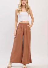 Load image into Gallery viewer, Lily Smocked Waist Wide Leg Pant
