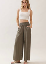 Load image into Gallery viewer, Lily Smocked Waist Wide Leg Pant
