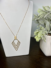 Load image into Gallery viewer, Make A Statement Geometric Necklace (2 Colors)
