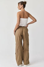 Load image into Gallery viewer, Gracelyn Cargo Pant (2 Colors)
