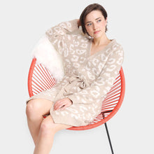 Load image into Gallery viewer, Leopard Patterned Cozy Robe
