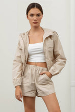 Load image into Gallery viewer, The Core Windbreaker Jacket(2 Colors)
