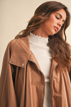 Load image into Gallery viewer, Delphine Light Weight Bubble Hem Jacket
