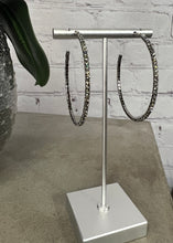 Load image into Gallery viewer, Stud Hoop (3 Colors)
