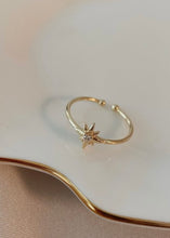 Load image into Gallery viewer, Dainty Starburst Ring
